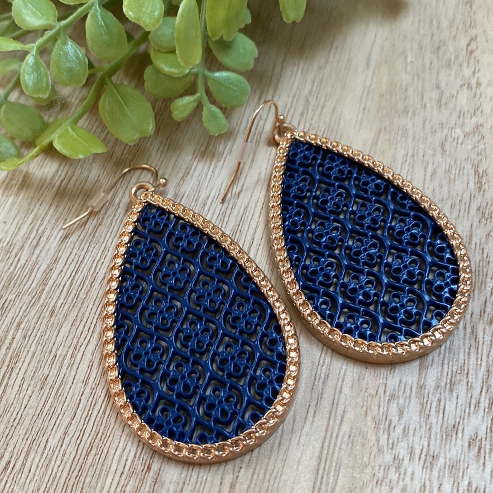 🎉HP🎉 ITS Teardrop Filigree Earrings 💗 Gold & Navy - Picture 2 of 12